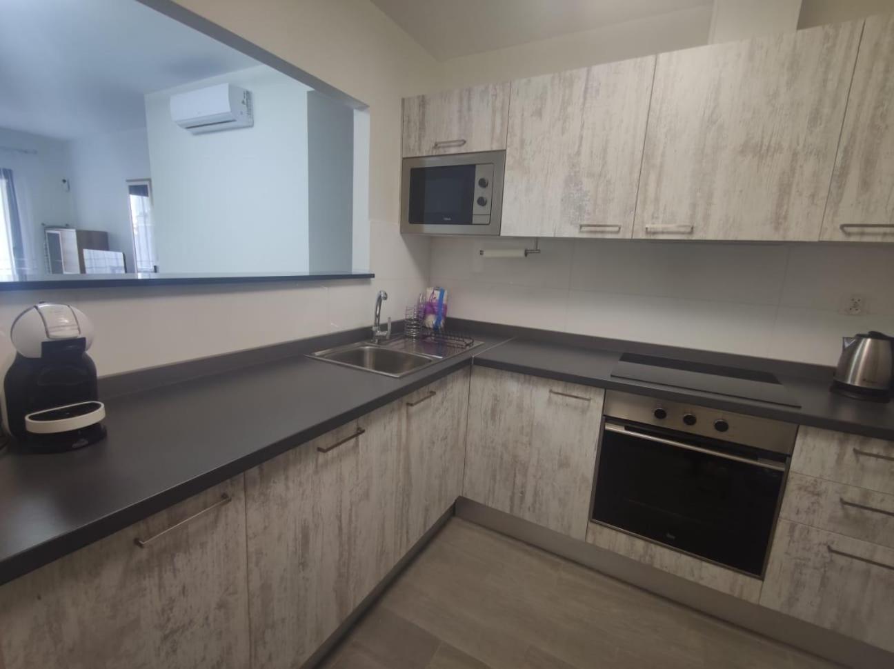 Serene Luxury Apartment With Pool - Viento Azul 앤티가 외부 사진